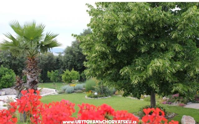 Apartmani Mamić – Accommodation Pakostane Kroatië