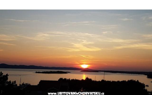 Apartmani NADA – Accommodation Pakostane Kroatië