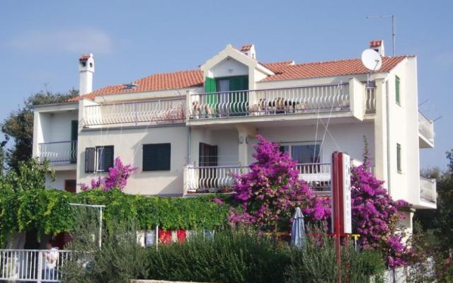 Apartmani Neda Drage – Accommodation Pakostane Kroatië