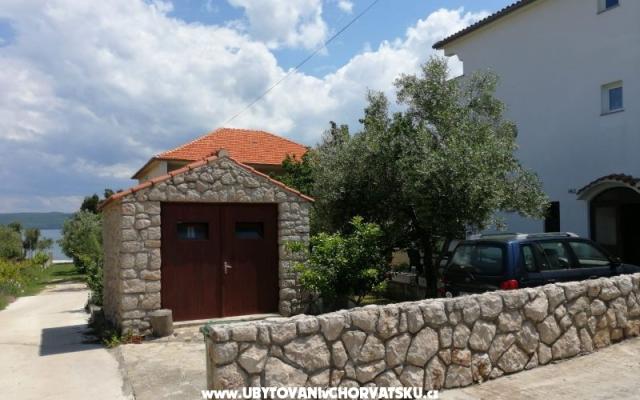 Apartmani Maestral – Accommodation Island of Pasman Kroatië