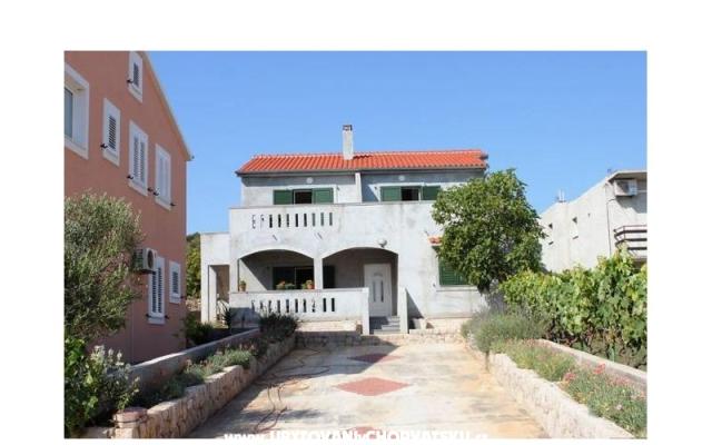 Banj Apartments – Accommodation Island of Pasman Kroatië