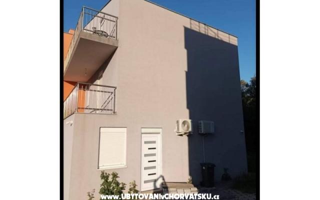Apartman Petrčane  – Accommodation Petrcane Kroatië