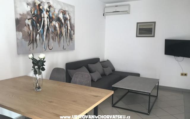 Apartmani Andjela – Accommodation Petrcane Kroatië