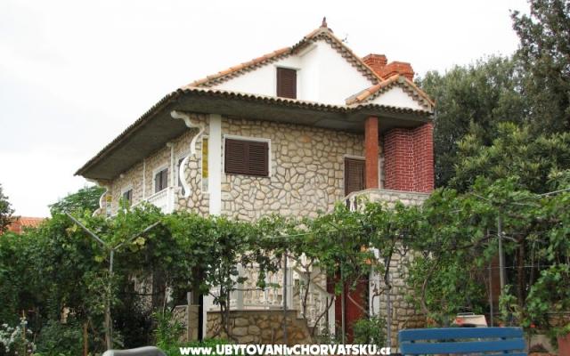 Apartmani Velimira – Accommodation Petrcane Kroatië