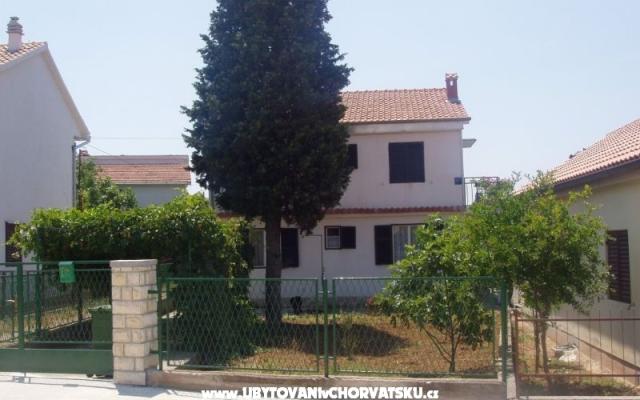 Apartman Jagoda – Accommodation Pirovac Kroatië