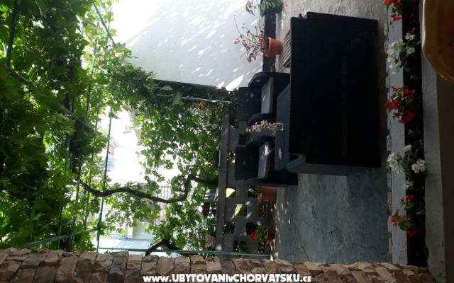 Apartman Romeo – Accommodation Pirovac Kroatië