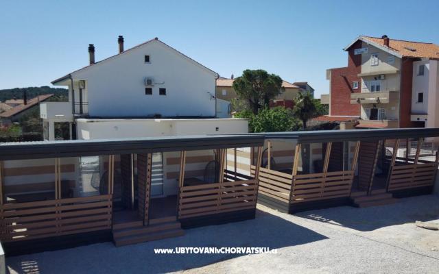 Apartmani KING – Accommodation Pirovac Kroatië
