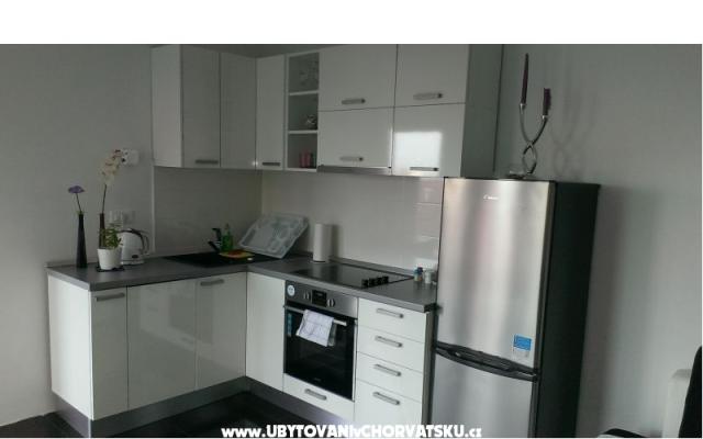 Apartmani Pivac – Accommodation Podgora Kroatië