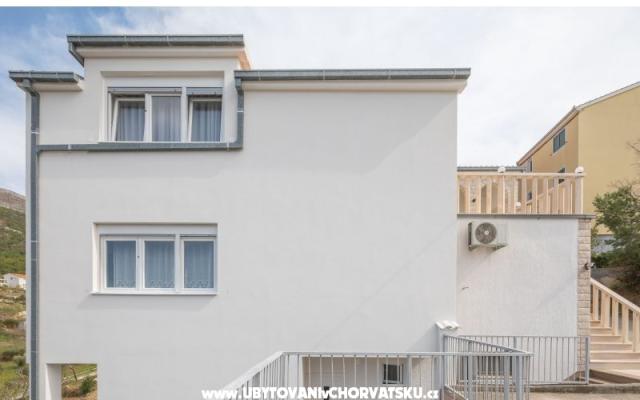 Apartmani Zdravka – Accommodation Podstrana Kroatië