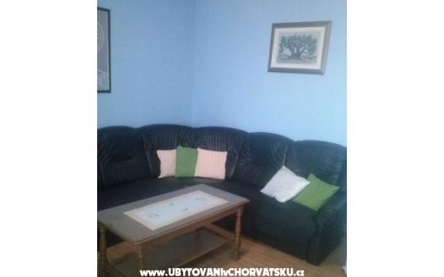 Apartmani Dana – Accommodation Podstrana Kroatië