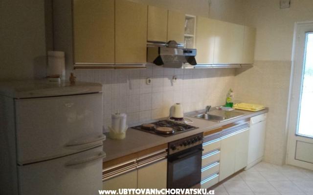 Apartmani Mila – Accommodation Podstrana Kroatië