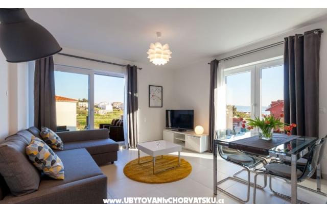 Apartments Azalea – Accommodation Podstrana Kroatië