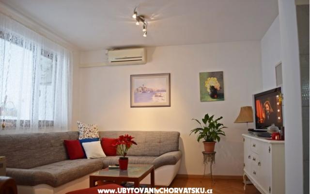 Apartman Gloria Podstrana – Accommodation Podstrana Kroatië