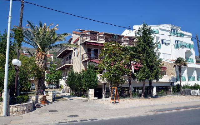 Pansion Dioklecijan – Accommodation Podstrana Kroatië