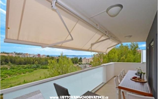 VILLA DANGELO Luxury Residence – Accommodation Podstrana Kroatië