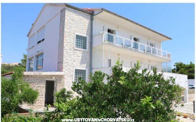 Apartmani Slavka – Accommodation Primosten Kroatië