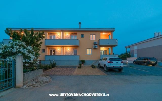 Apartmani Dora – Accommodation Privlaka Kroatië