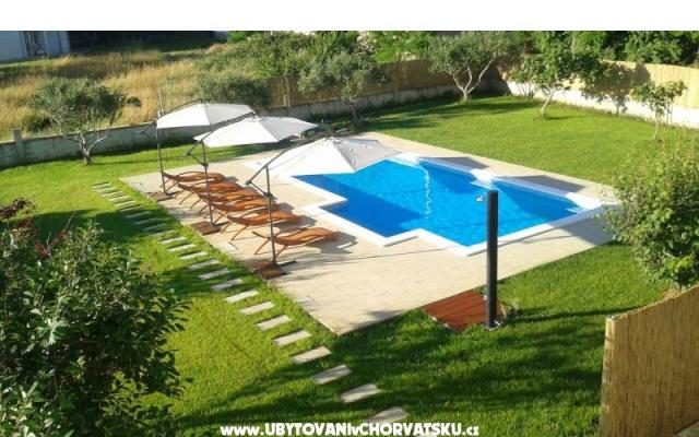 Apartmani Šarić – Accommodation Privlaka Kroatië
