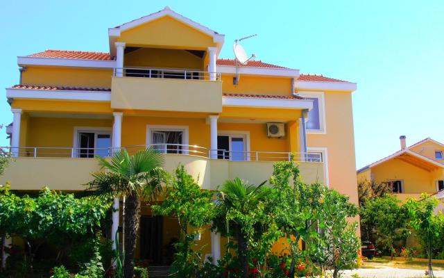 Apartments Marino  – Accommodation Privlaka Kroatië