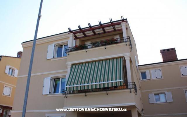 Apartman Latica – Accommodation Pula Kroatië