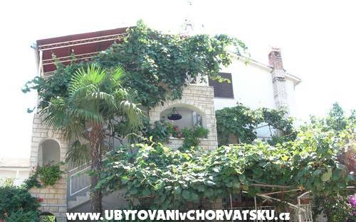 Apartmani Jole – Accommodation Pula Kroatië