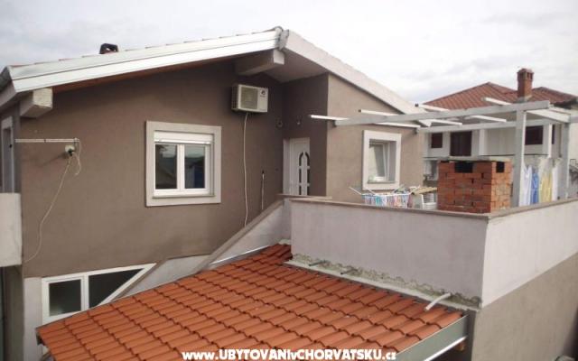 Apartman Perković – Accommodation Razanac Kroatië