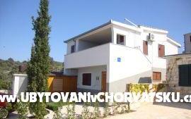 Apartman Bajt – Accommodation Rogoznica Kroatië