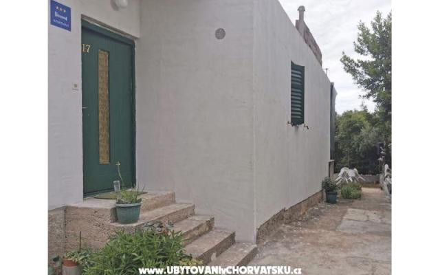Apartman Iskra – Accommodation Rogoznica Kroatië