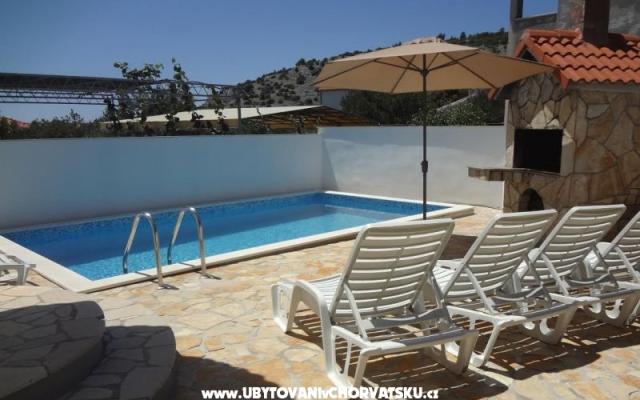 Apartmani Jukić – Accommodation Rogoznica Kroatië