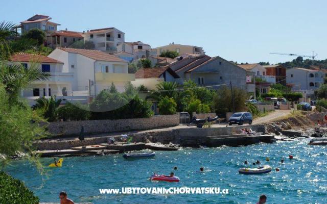 Apartmani Nuić – Accommodation Rogoznica Kroatië