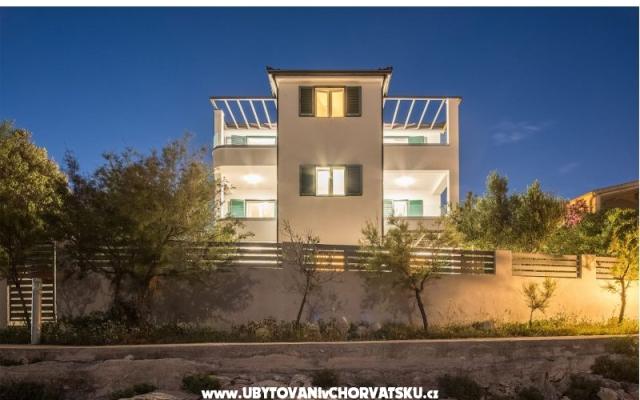 Apartmani Polić – Accommodation Rogoznica Kroatië