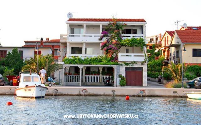 Apartments Bilonic – Accommodation Rogoznica Kroatië