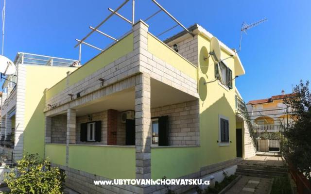 Apartments Nika – Accommodation Rogoznica Kroatië