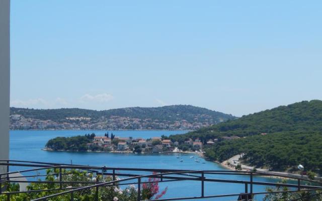 Kuća Roko – Accommodation Rogoznica Kroatië