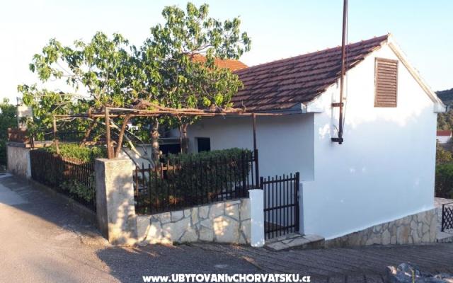 Luminaria solis kuća za odmor – Accommodation Rogoznica Kroatië