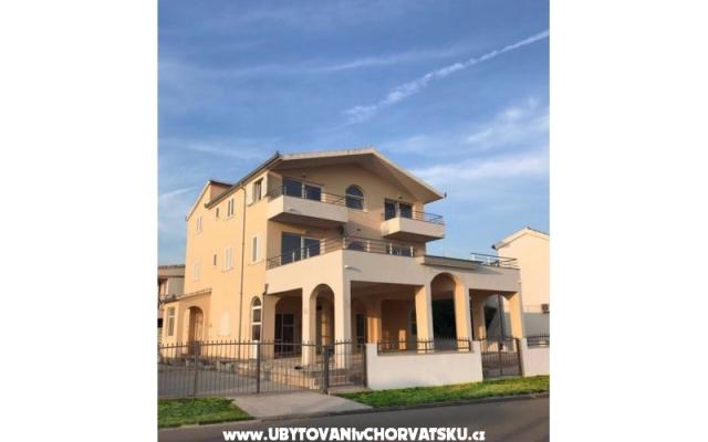Villa Marina – Accommodation Rogoznica Kroatië