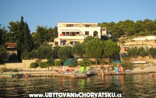 Villa Vrkic – Accommodation Rogoznica Kroatië