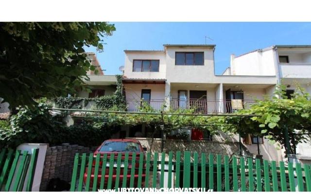 Apartments Kiwi – Accommodation Rovinj Kroatië