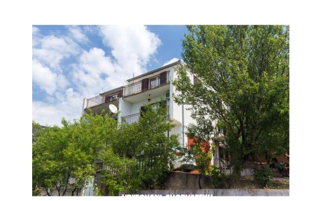 Lucia – Accommodation Senj Kroatië