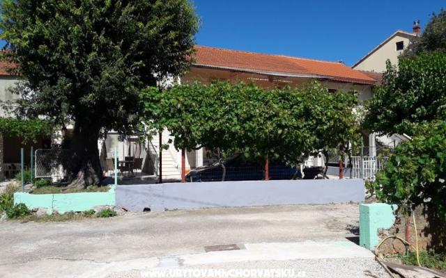 Apartman Stara kuća  – Accommodation Sibenik Kroatië