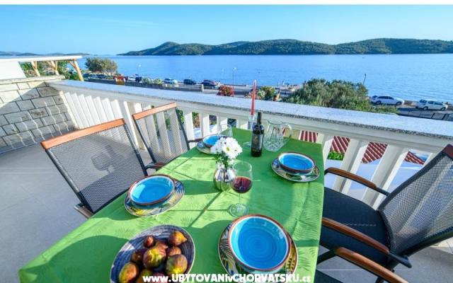 Apartmani Badzim – Accommodation Sibenik Kroatië