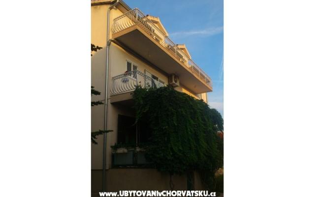 Apartmani Karla – Accommodation Sibenik Kroatië