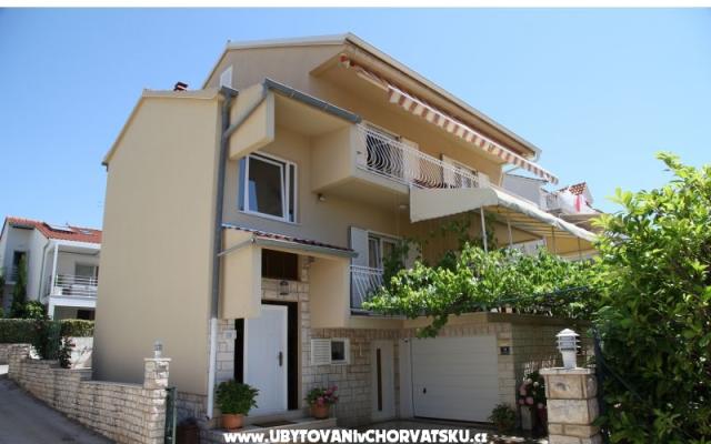 Apartments by the Sea – Accommodation Sibenik Kroatië