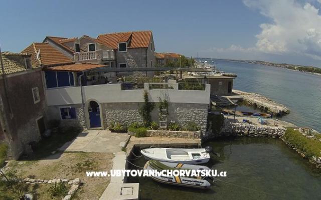 Old House Apartments – Accommodation Sibenik Kroatië