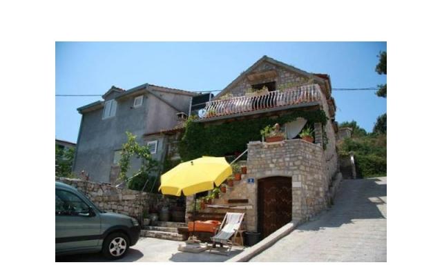 Vesna Batinic – Accommodation Island of Solta Kroatië