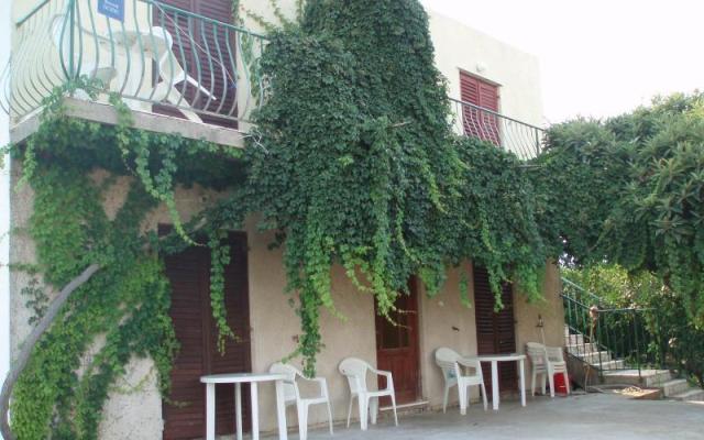 Apartmany pokoje Urlić – Accommodation Sreser Kroatië