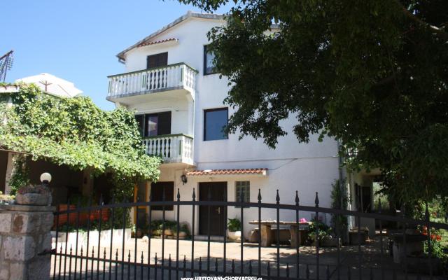 Apartmani Dana – Accommodation Sukosan Kroatië