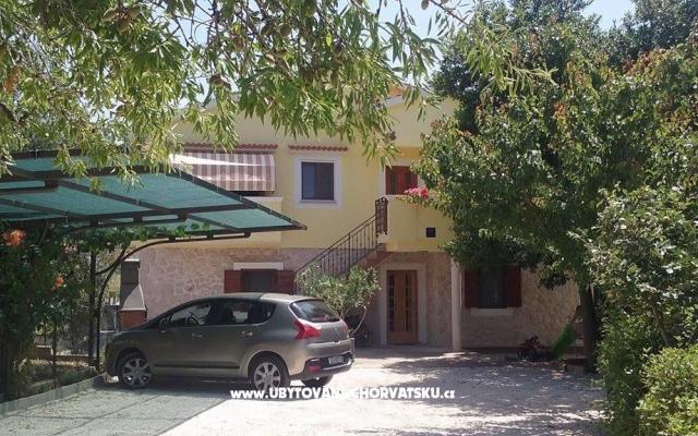 Apartmani Gašparović – Accommodation Sukosan Kroatië