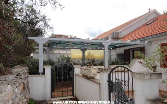 Apartman Boris – Accommodation Supetar – Brac Kroatië