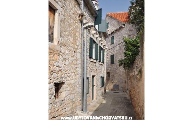 Apartmani Sandra – Accommodation Supetar – Brac Kroatië